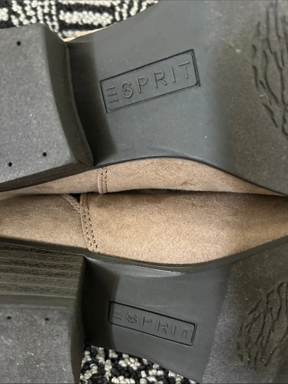 Esprit low stacked